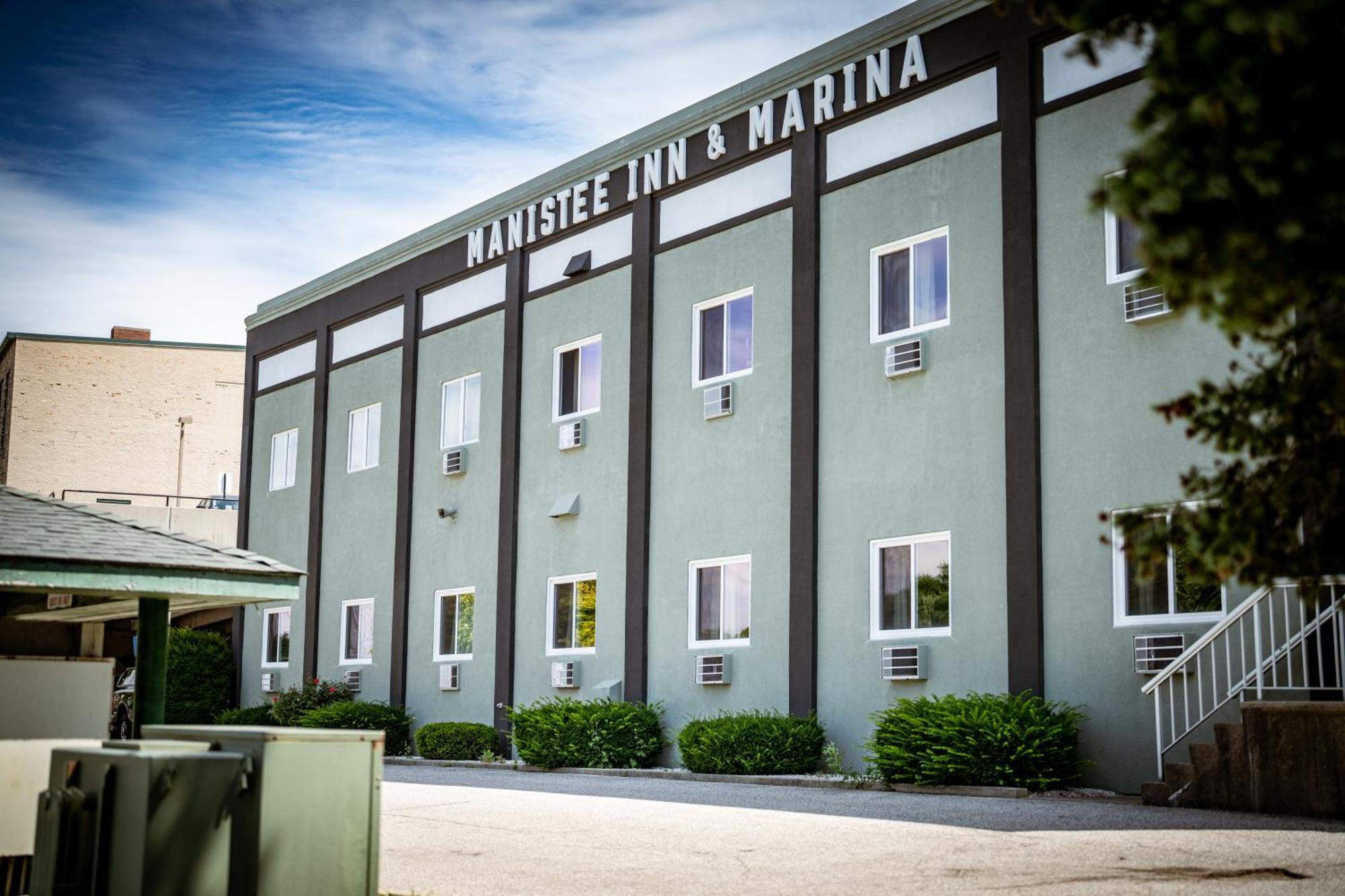 Manistee Inn & Marina Exterior foto